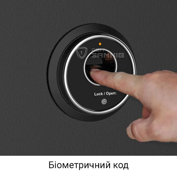 Сейф с биометрическим замком