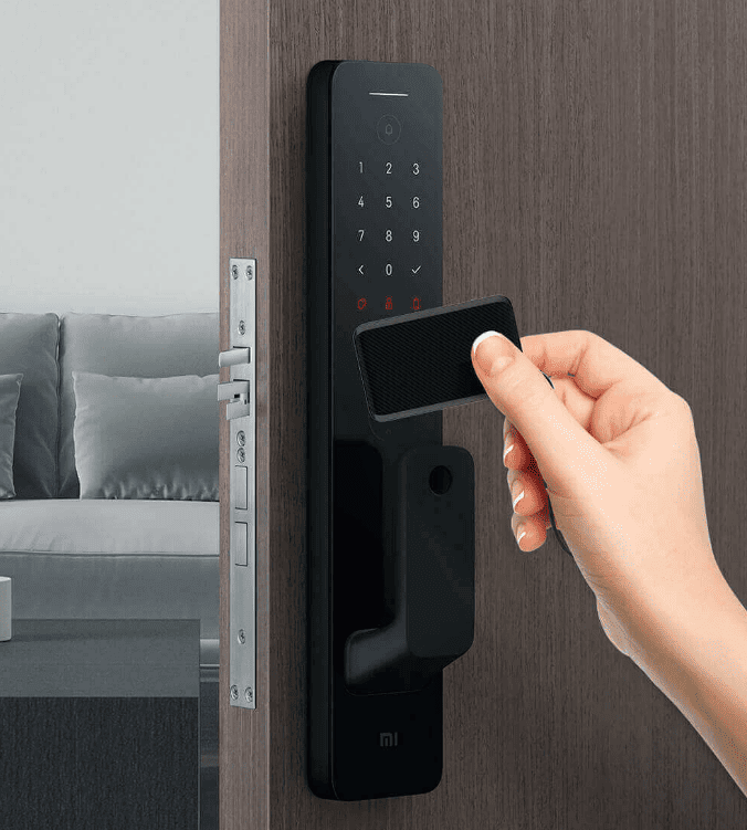 открывание дверей со смарт замком картой RFID