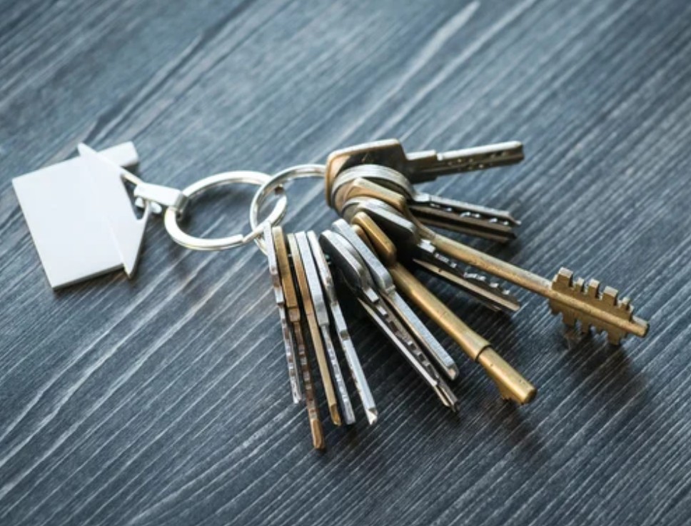 Связка ключей от дома Большой набор ключей от двери