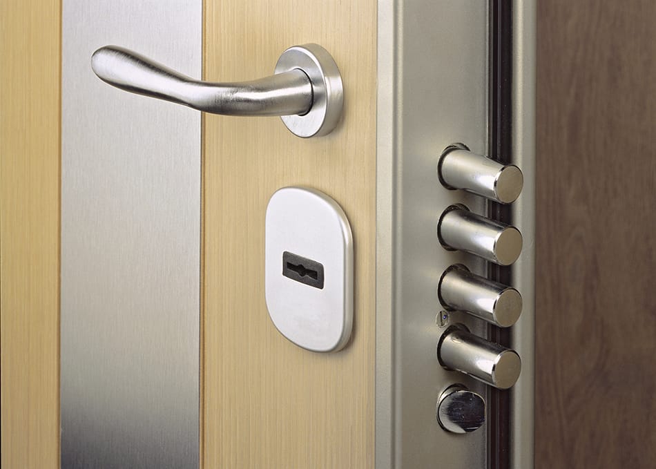 house-door-lock1.jpg
