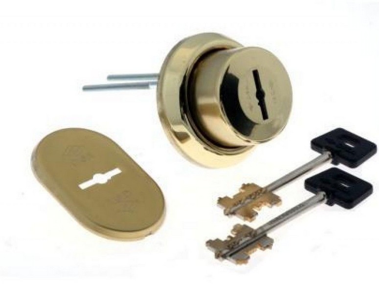 Накладка с сувальдными ключами к броненакладке