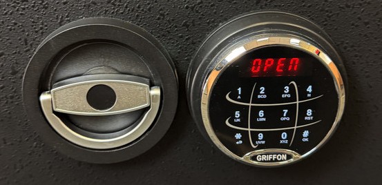 Доступ к сейфу с электронным замком GRIFFON Q2