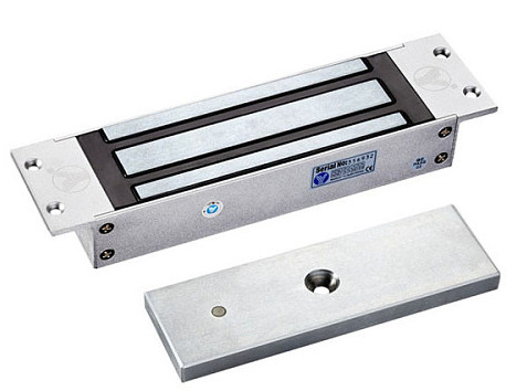 Электромагнитная часть и обратная планка от электромагнитного замка