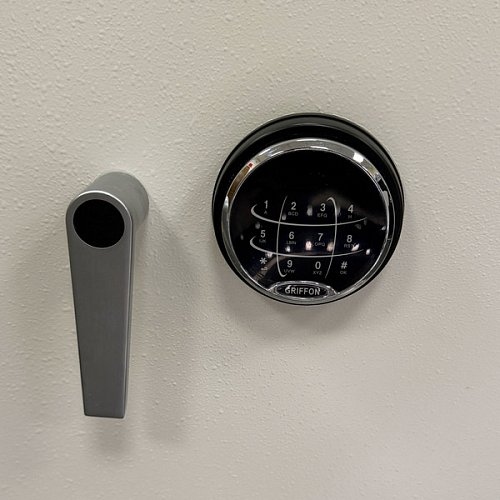 Сейф вогнестійкий GRIFFON FRSL.90.К.E CREAM - Фото №12