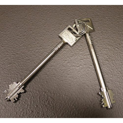 Сейф огневзломостойкий GRIFFON CLE III.37.K.E - Фото №11