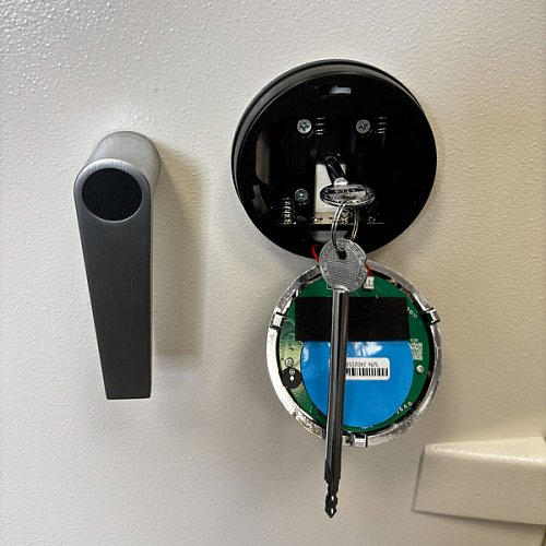 Сейф вогнестійкий GRIFFON FRSL.70.К.E CREAM - Фото №13