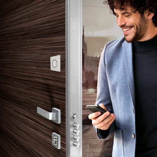 Розумний замок CISA DOMO Connexa E6537.28 ел.моторний + кнопка-контроллер CISA Button квадратна сіра - Фото №18